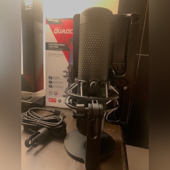 HyperX QuadCast S RGB LED USB Cardioid Microphone - Black - Picture 7 of 8